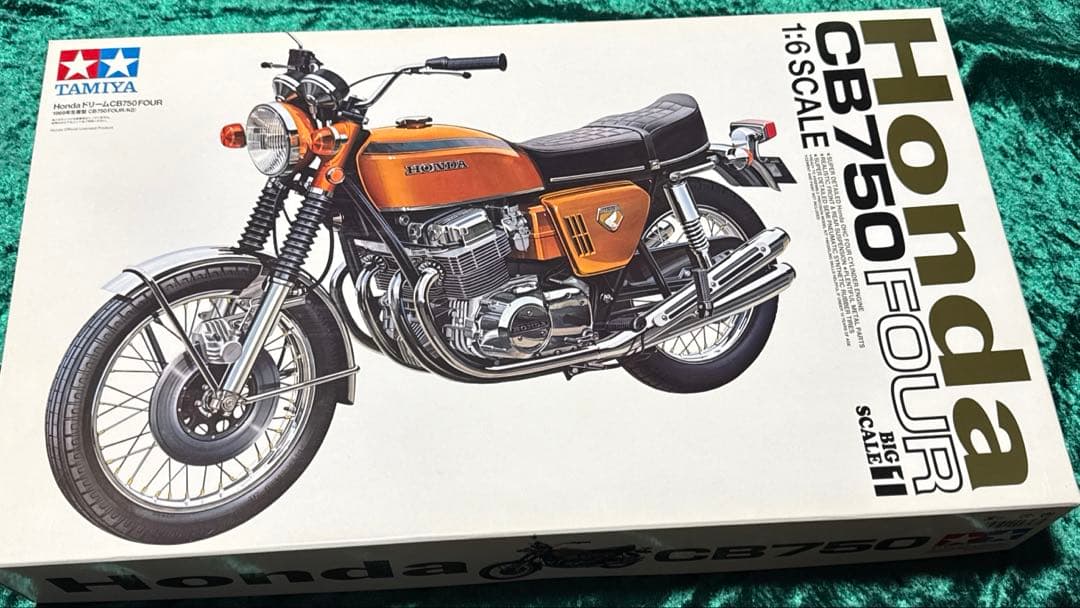 【未組立】ホンダ CB750 Four 1/6スケール