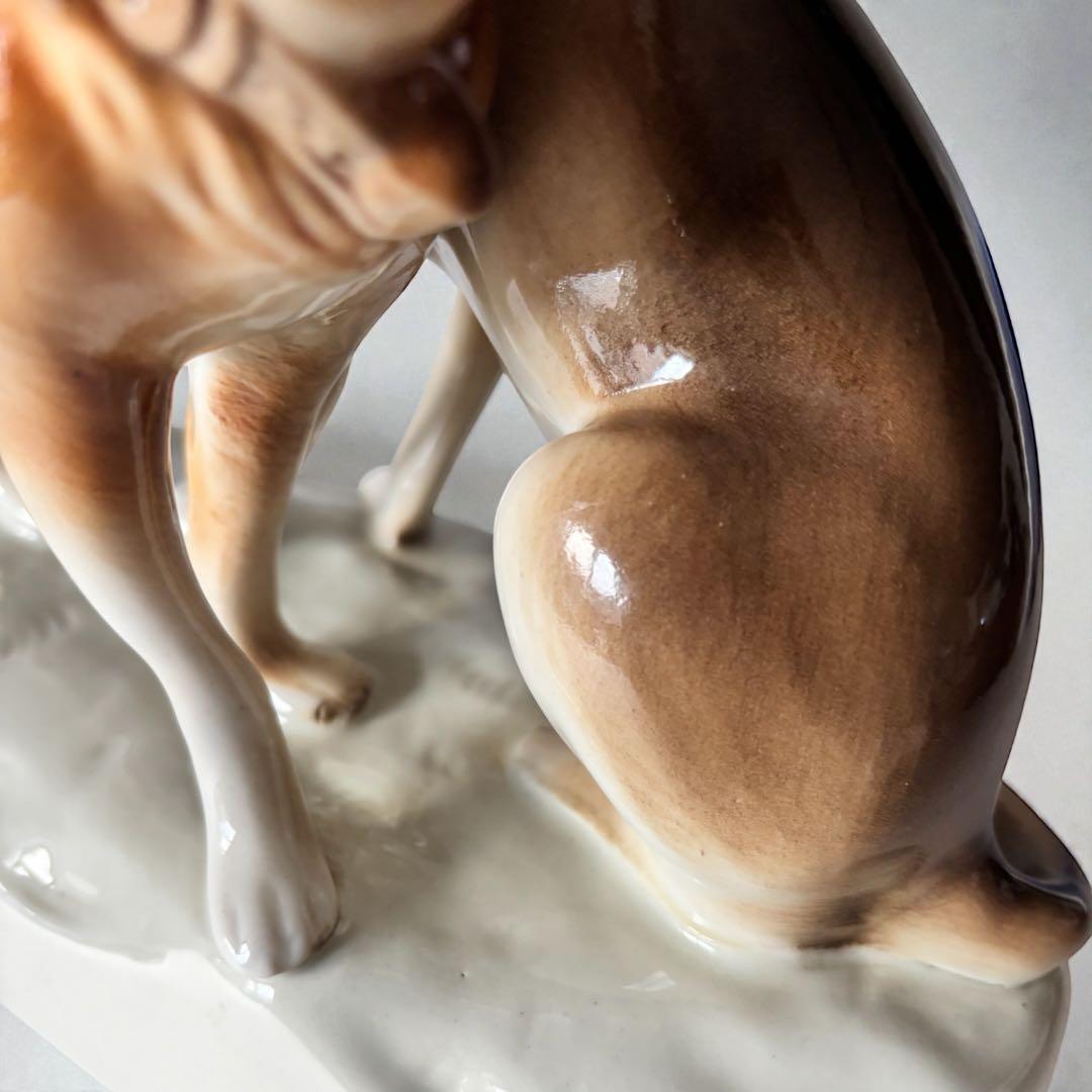 アンティーク雑貨  Dux Hunting Dogs Figurine
