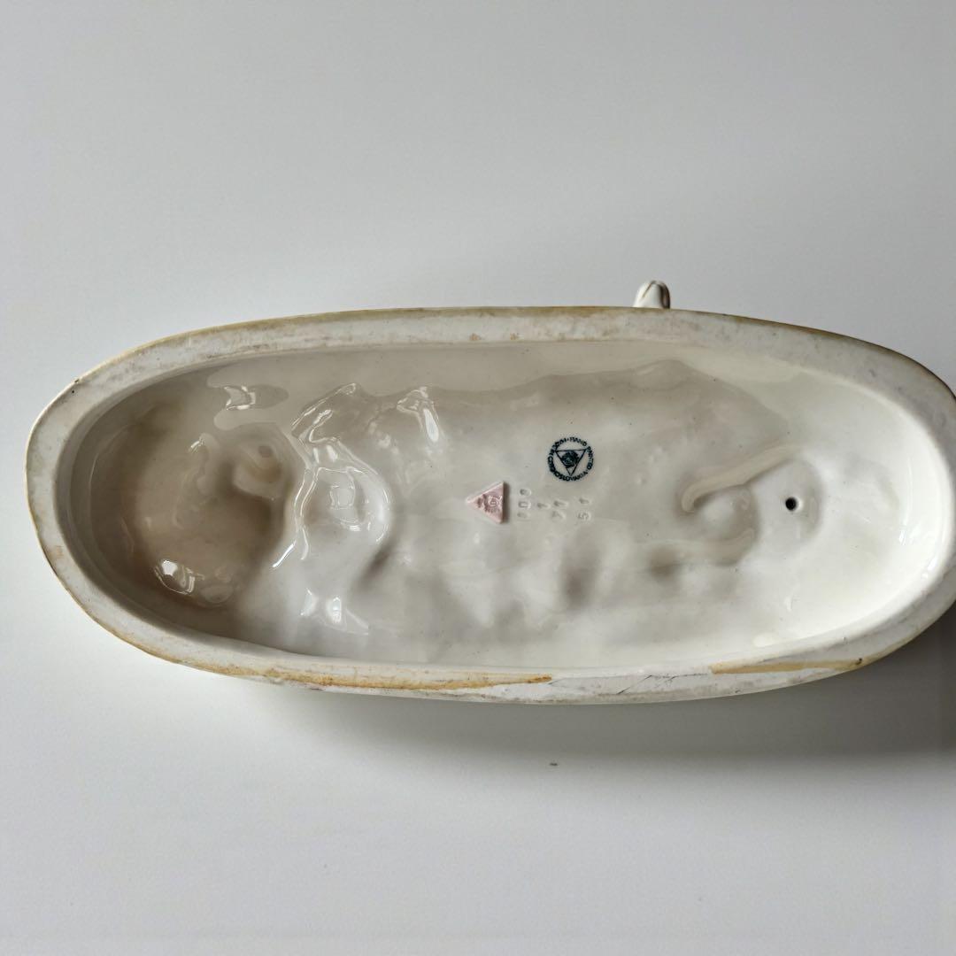 アンティーク雑貨  Dux Hunting Dogs Figurine