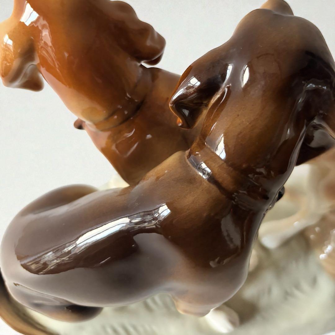 アンティーク雑貨  Dux Hunting Dogs Figurine