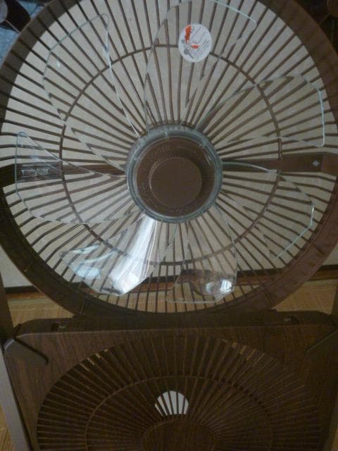 zuu。ドウシシャ☆折りたたみ扇風機◎新品＆木目調の希少品!!!