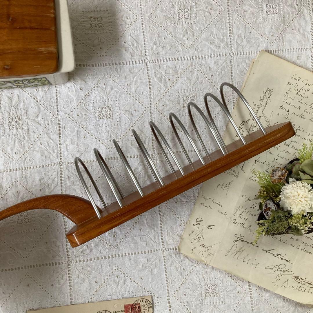 北欧ヴィンテージ　チークのトーストスタンド　ブックスタンドとしても♪