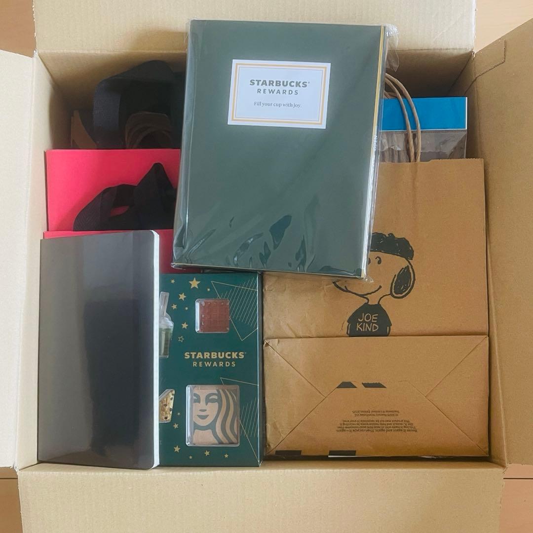 スターバックス　リワード限定オリジナルグッズ　ペーパーバッグなど　合計100点強