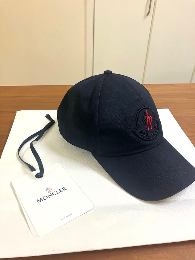 【正規品　認証確認済】MONCLER ベースボールキャップ
