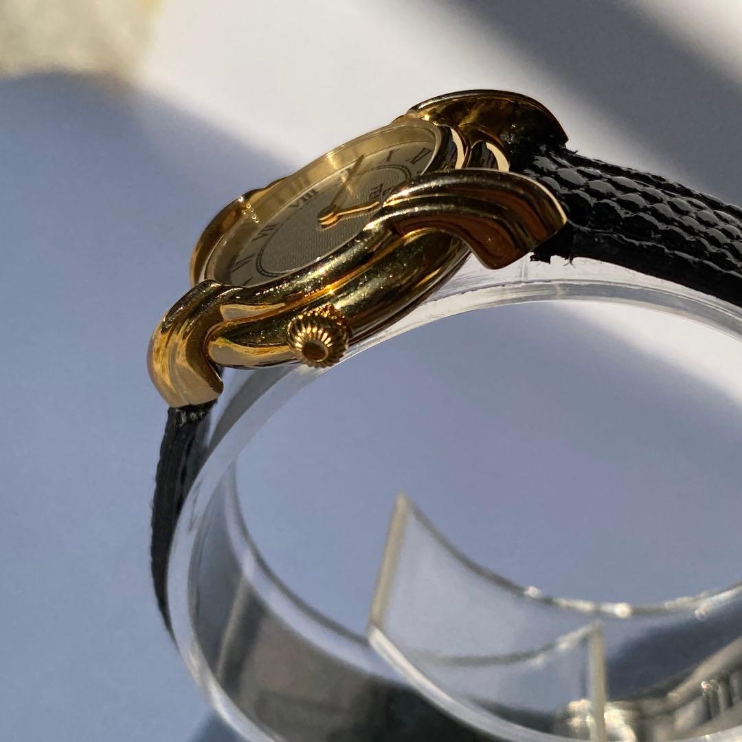 FENDI 350Lレディース 時計 ゴールド/ブラック