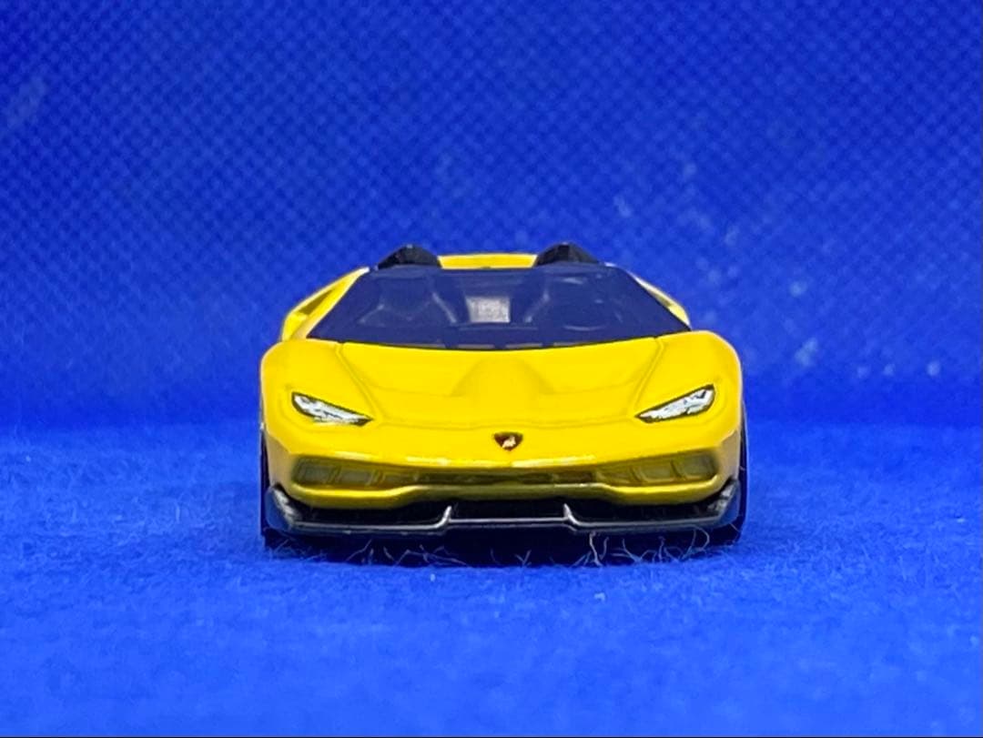 Hotwheels '16 L. Centenario Roadster 黄