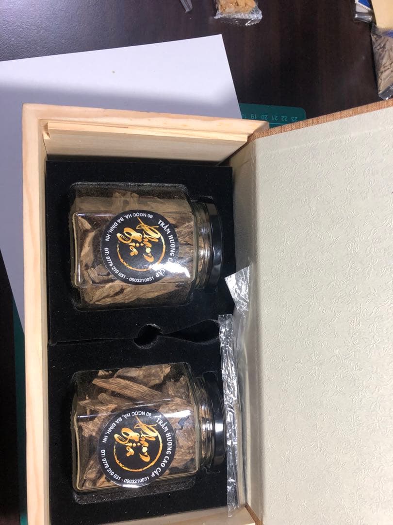 ベトナム高級沈香天然香料セット 100g木製ボックス入り　極上シャム沈香