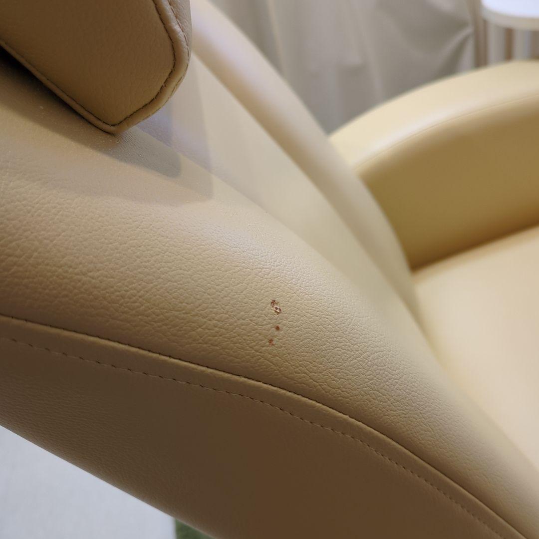 【中古美品】タカラベルモント REINE IIl エステ ネイル用ソファ ベッド