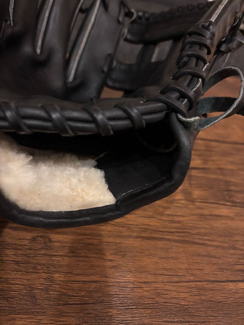 ハ*ー様 ミズノプロ（ビックM）軟式オーダーグローブ ブラック 左投げ用