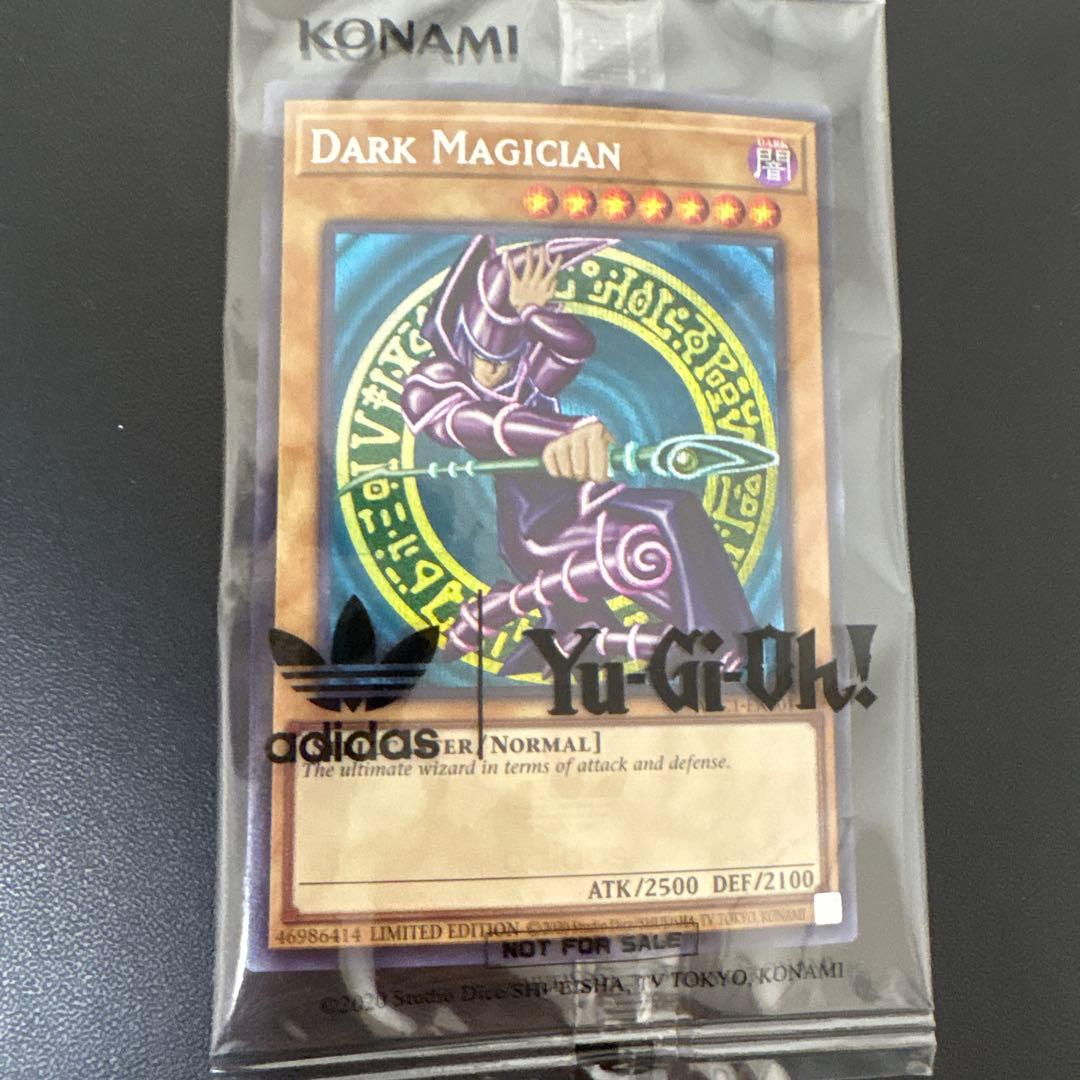 ブラックマジシャン　アディダス