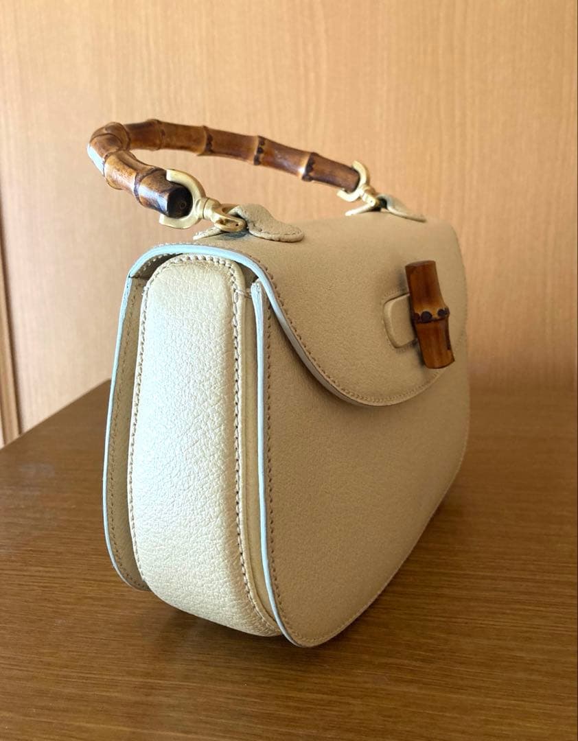 GUCCI グッチ　ベージュ バンブーハンドル　ハンドバッグ