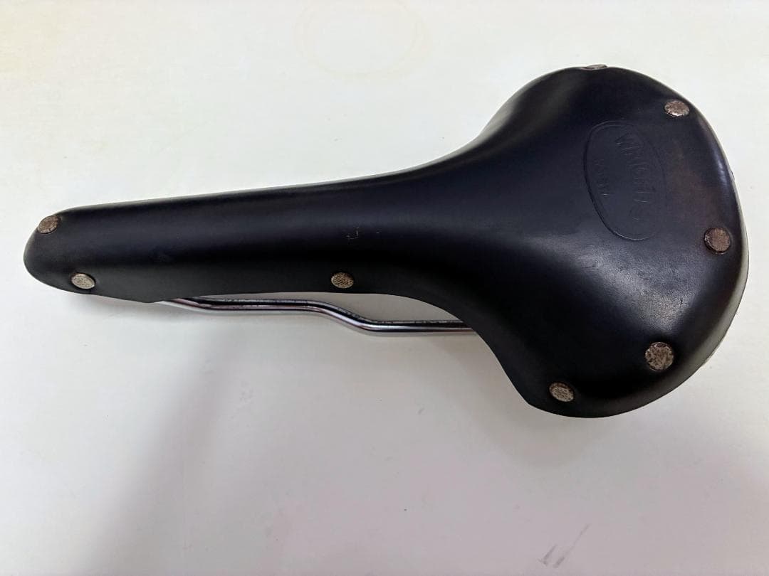 クラシックレザーサドル イギリス製