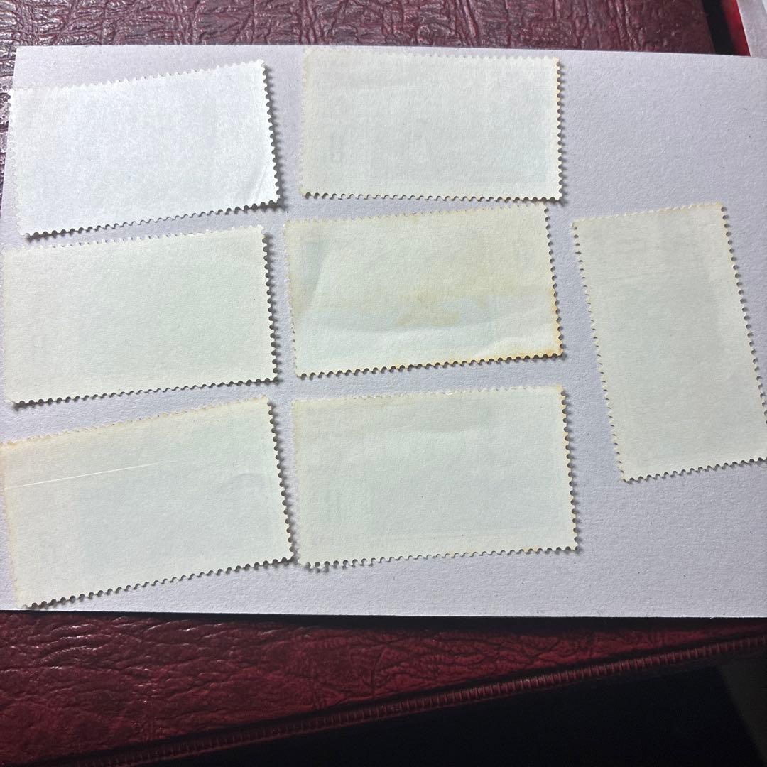 中国切手未使用おまとめ　J8状態難有混合28枚