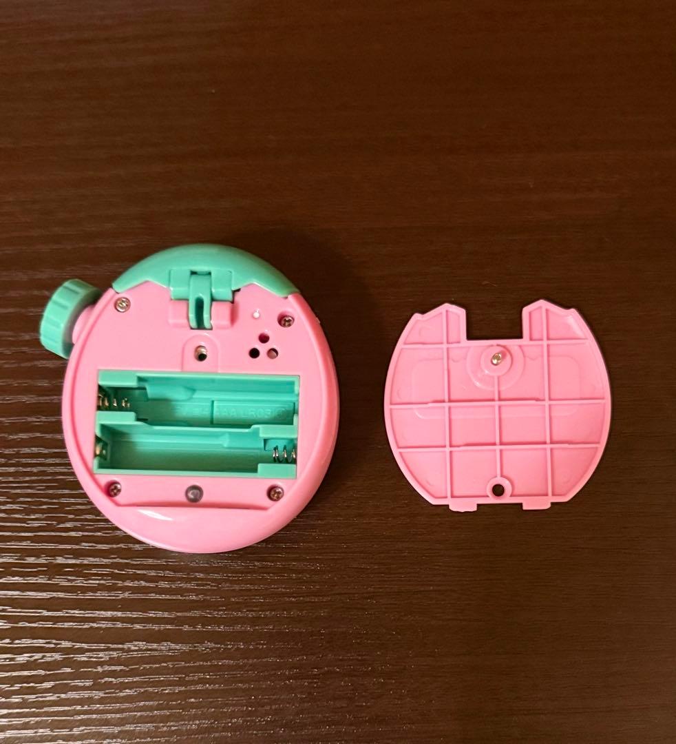 バンダイたまごっちパラダイス本体2台＋パーフェクトガイド（ピンク・紫・攻略本）