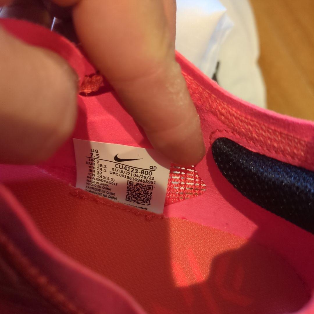 ヴェイパーフライ2 ランニングシューズ オレンジ 24.5センチ