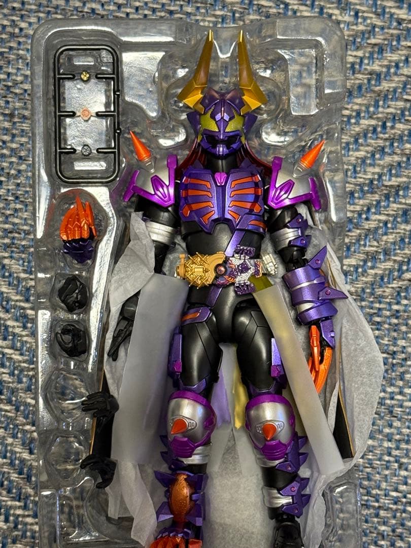 S.H.Figuarts仮面ライダーバッファ フィーバーゾンビフォーム　ジャマ神