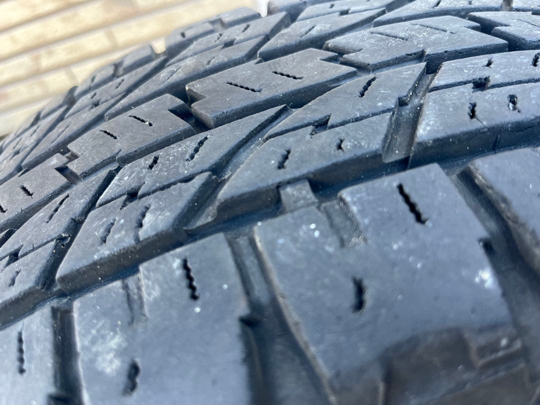 DEAN CROSS COUNTRY ハイエース　ジオランダー A/T 16in