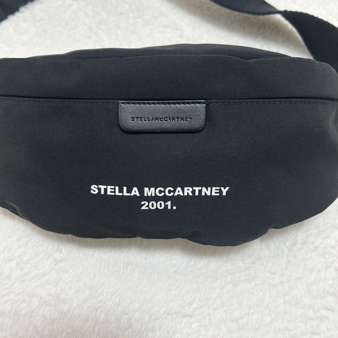 【極美品】ステラマッカートニー　ボディバッグ　ロゴベルト　ブラック