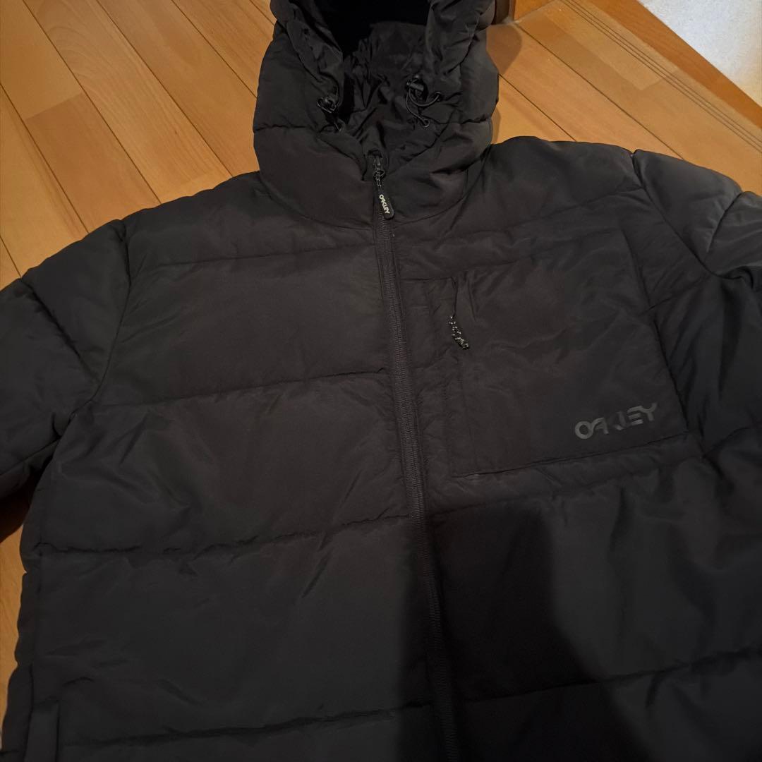 OAKLEY フード付き ブラックダウンジャケット