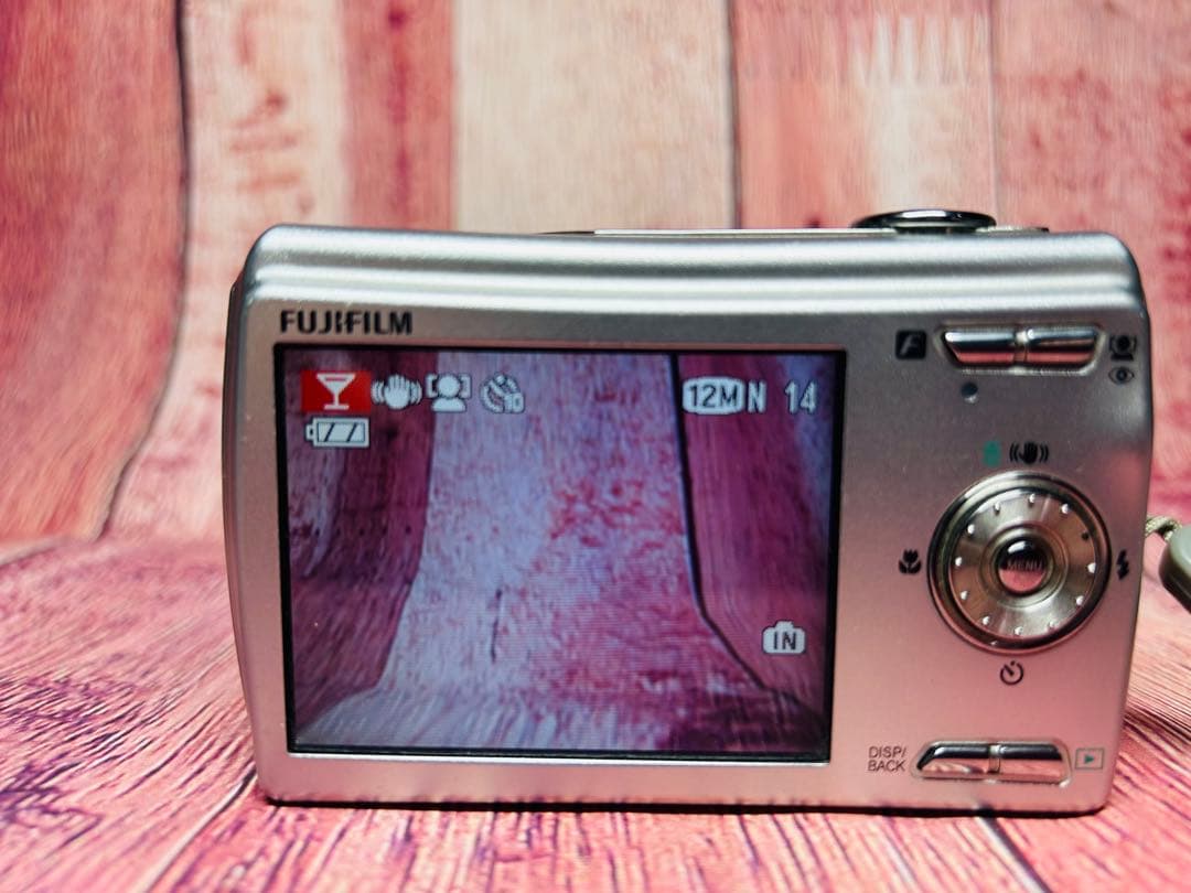 箱付き FUJIFILM 富士フィルム FINEPIX F100 デジタル