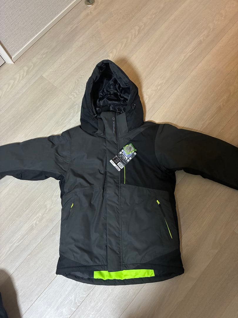 ワークマン　Ｘ　Shelter断熱α イージスプレミアム防水防寒スーツ