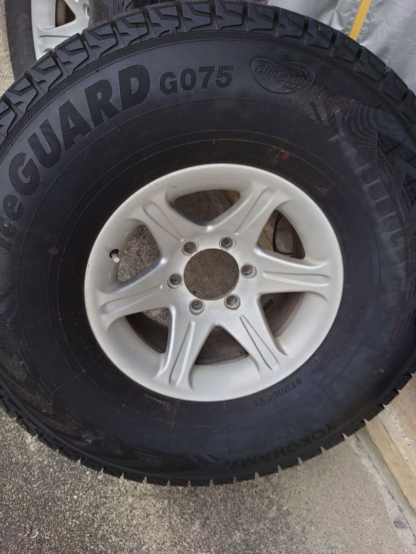 YOKOHAMA アイスガード G075 315/75r16