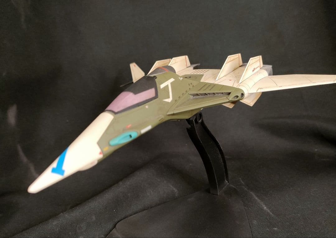 ハセガワ プラモデル 塗装済完成品 「クラッシャージョウ」 ファイター1