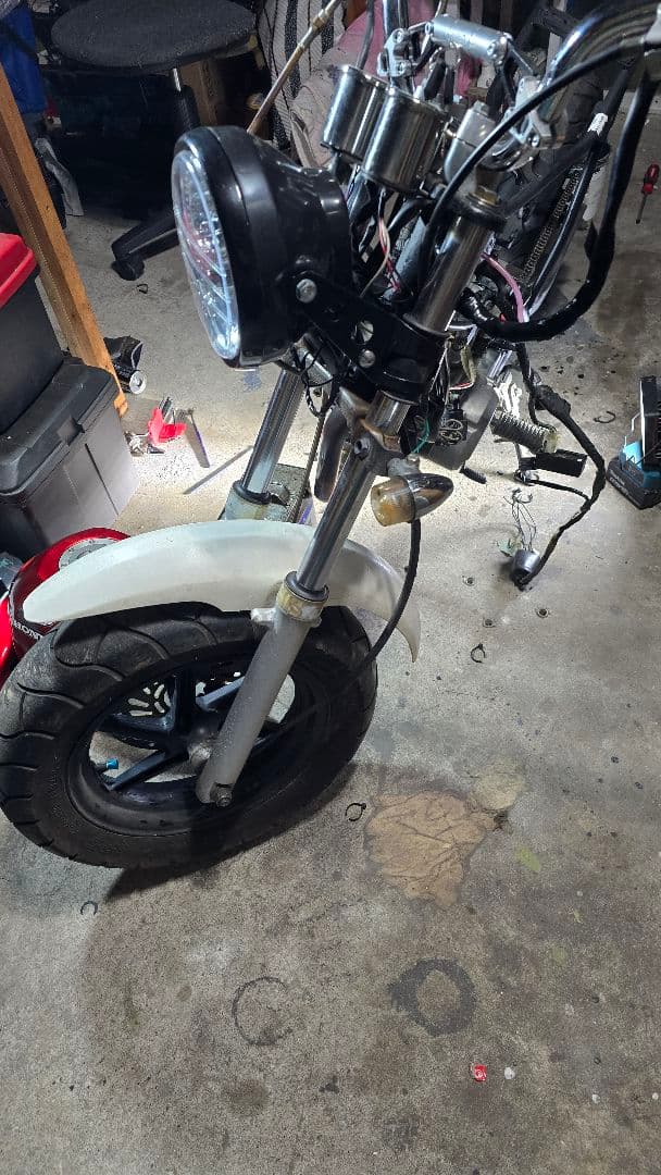 エイプ50フロントフォーク 12インチホイール