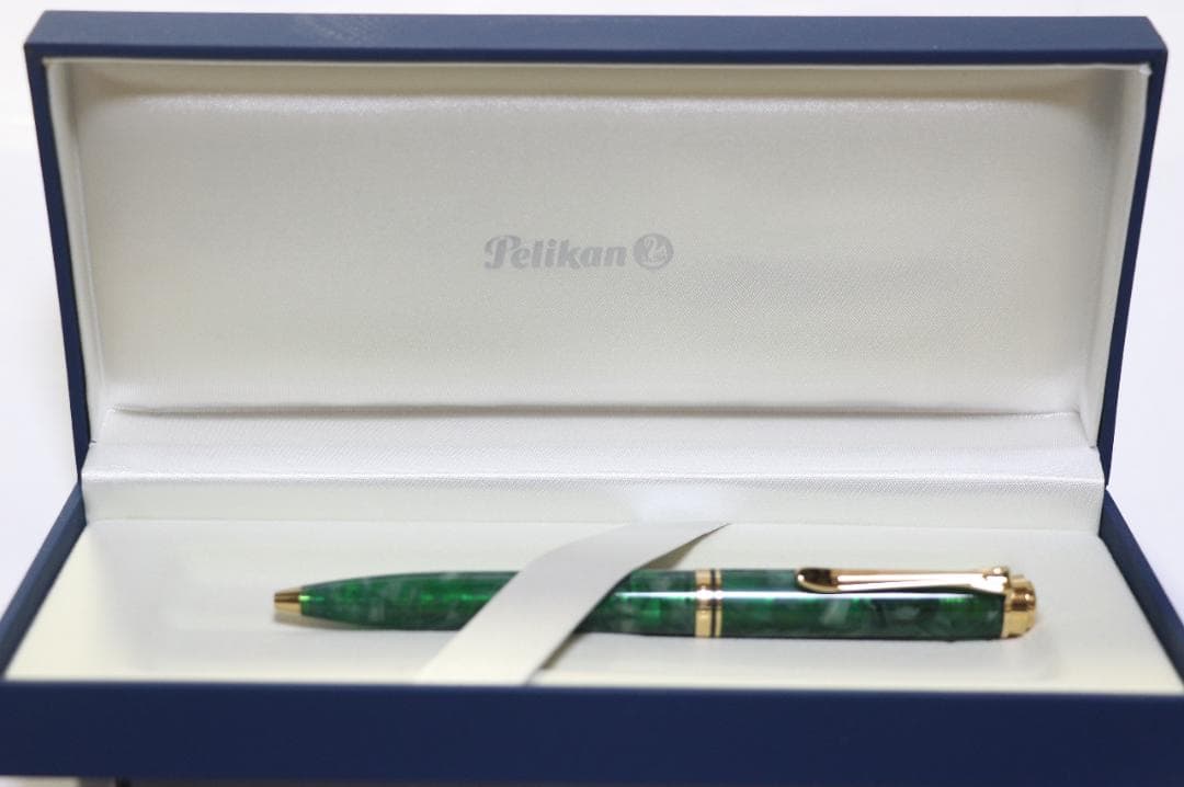 超貴重　ペリカン　スーベレンＫ６００　グリーン・オー・グリーン　ボールペン