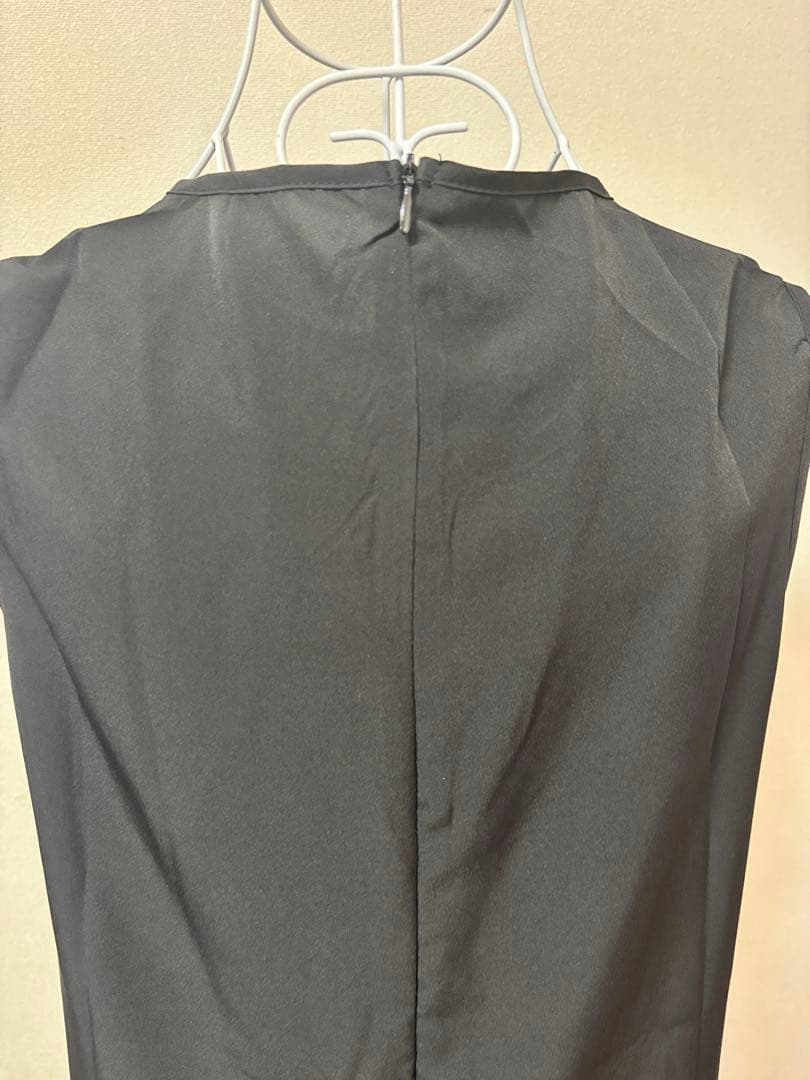 【新品】中東の上品ブラックドレス ゴールド装飾前開きアウタードレス