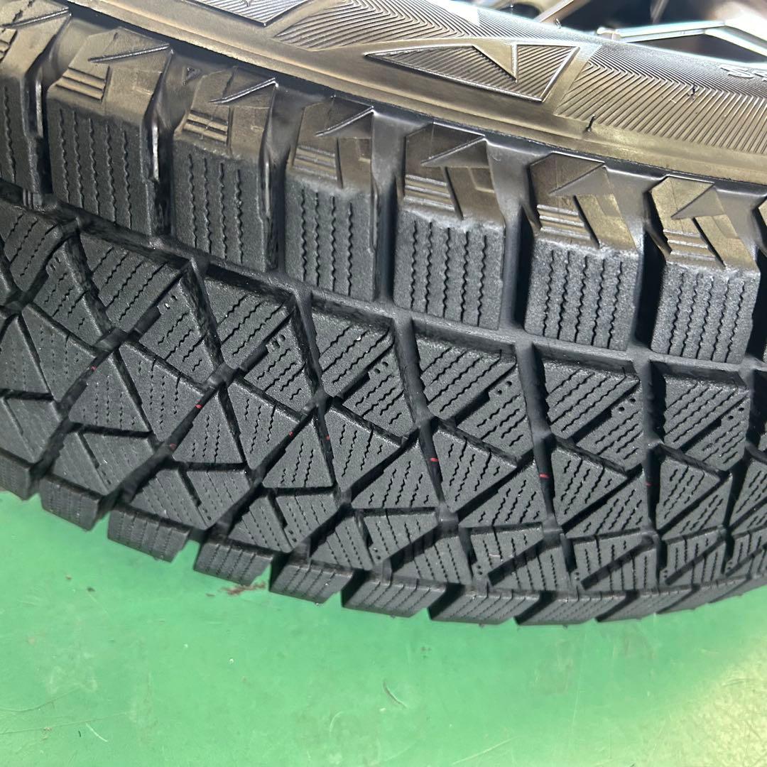 中古スタッドレス195/80R15ブリヂストン　ジムニーシエラ、ノマド専用　4本