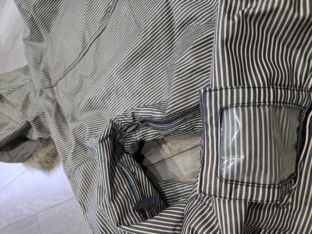 新品未使用　キスマークスキ・ボードーウェアLサイズ