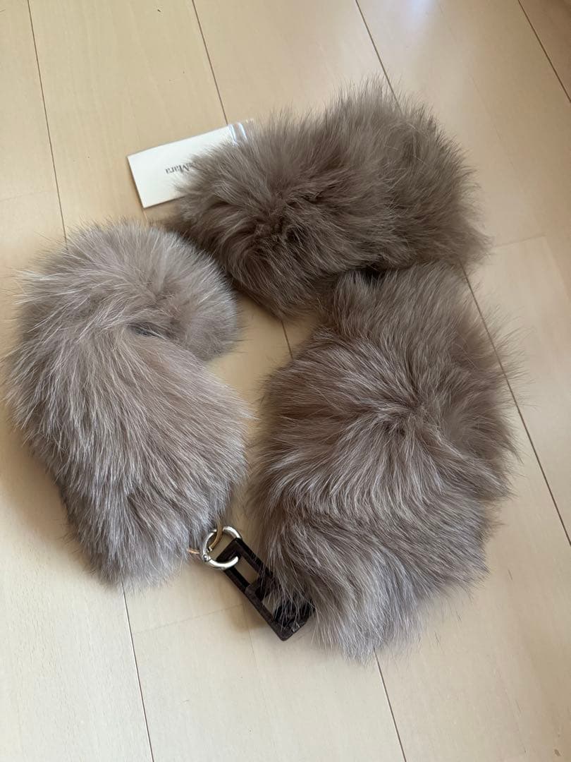 新品 エス マックスマーラー フォックス ファー スヌード ネックウォーマー