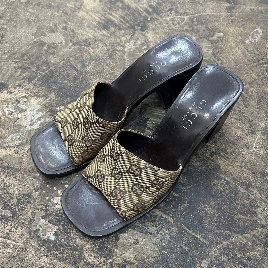 GUCCI シール サンダル 38 1/2