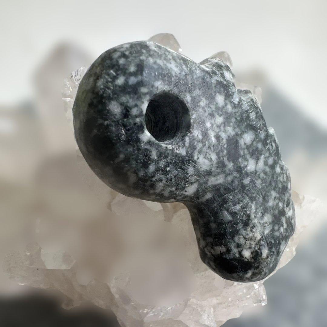 遠野の石　高波動霊石　龍神石　感謝の石　奇跡石　タテガミ勾玉　一ノ型