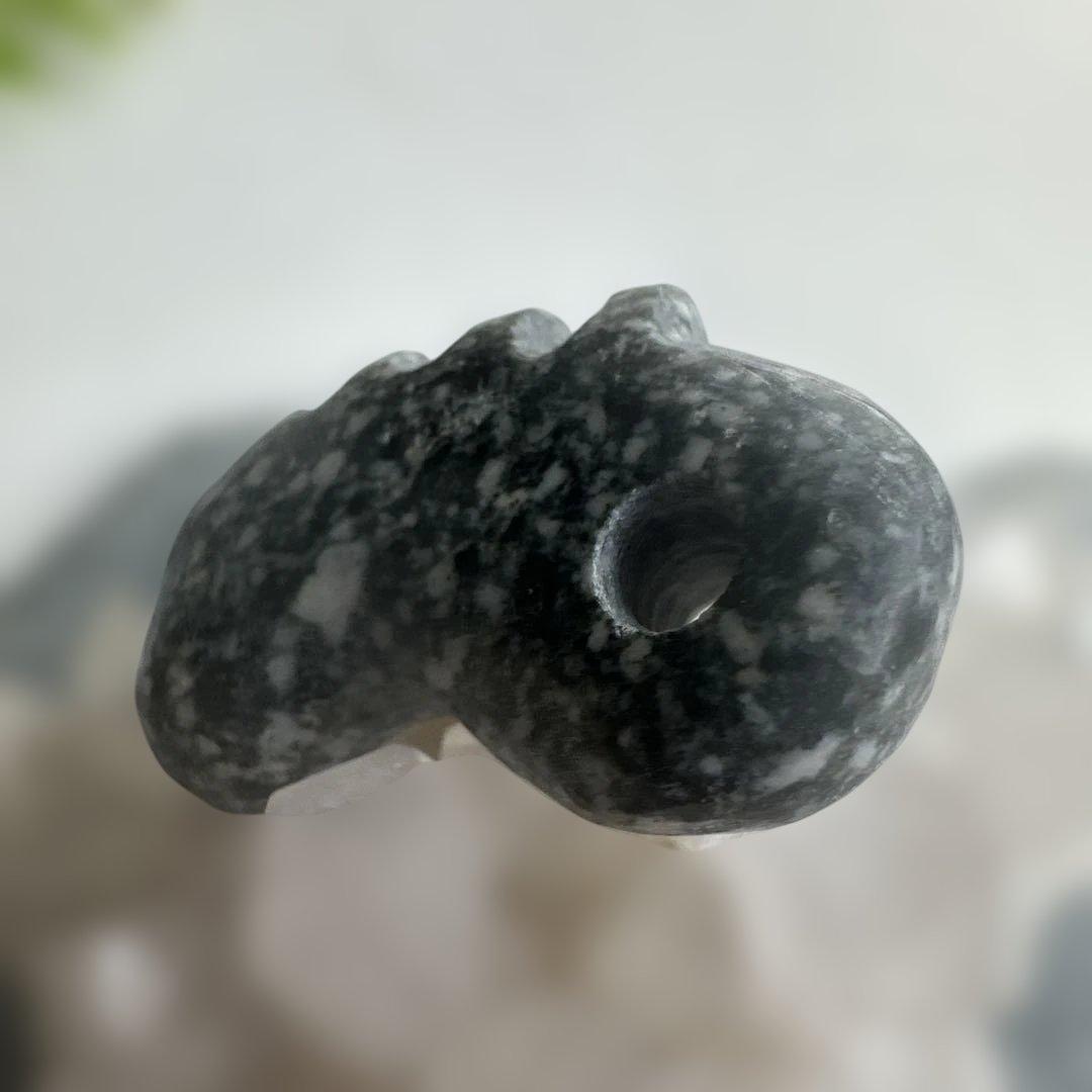 遠野の石　高波動霊石　龍神石　感謝の石　奇跡石　タテガミ勾玉　一ノ型