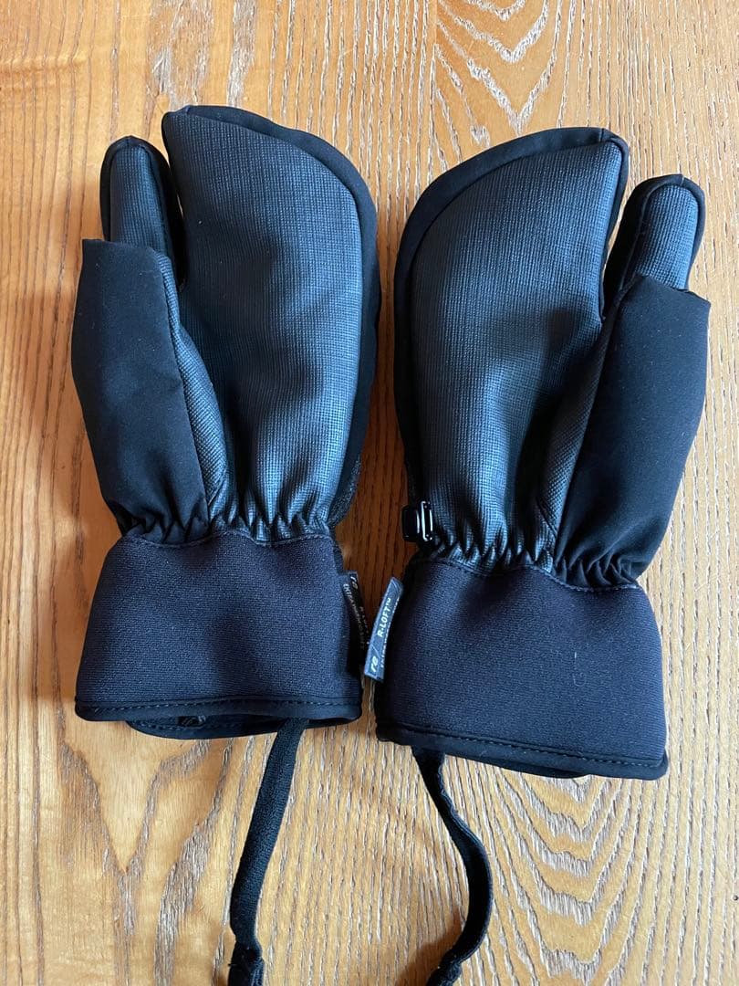 【最終価格】ロシニョール　スキーウェア上下　ロイシュグローブセット　子供　キッズ