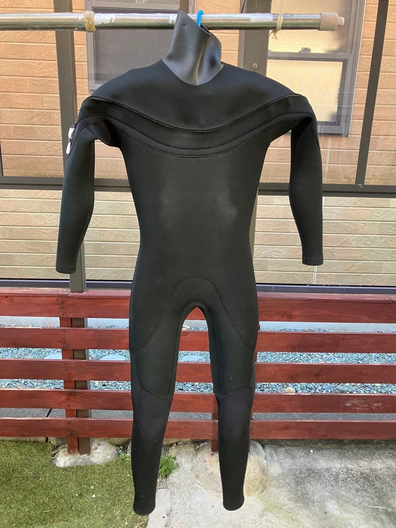 メローウェットスーツ　セミドライ　5/3mm