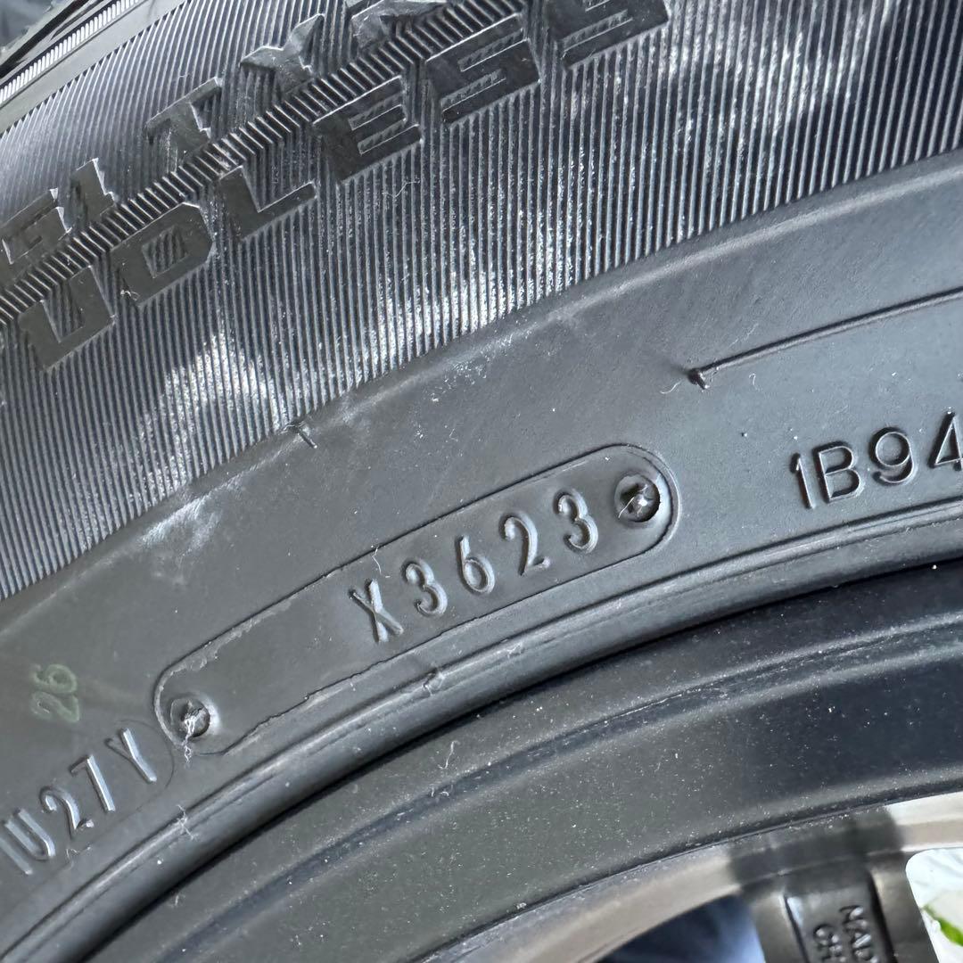 265/65R17 2023年製スタッドレス ハイラックス GUN125 プラド