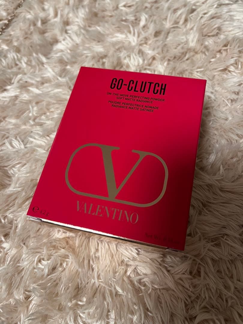 GO クラッチ ＆ ミニロッソ　チェーン　パウダー　リップ付き　ブレスレット付き