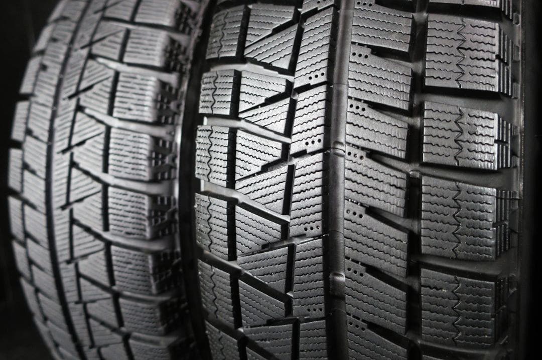 美品 2024年製 ブリヂストン スタッドレス 185/70R14 12系ノート