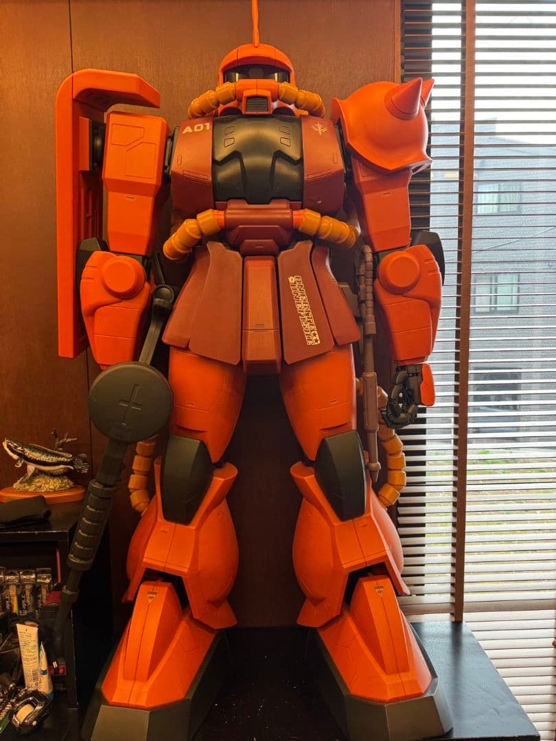 マニア垂涎★HY2M シャア専用ザク 1/12