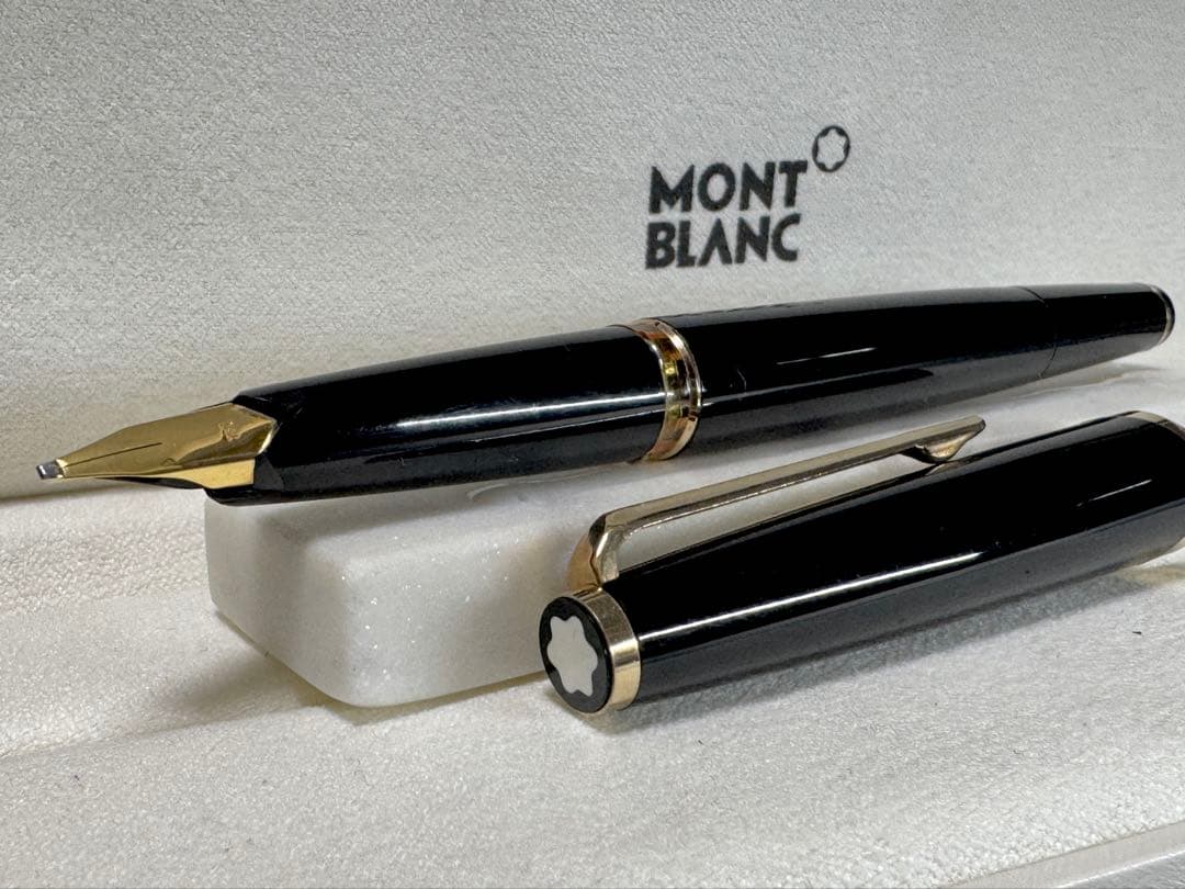 【極美品】モンブラン NO 121 万年筆 ペン先18K ブラック 太字
