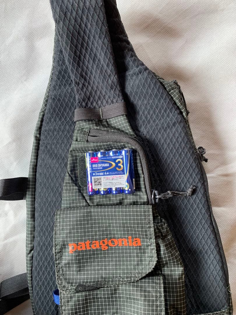 patagonia ベスト　フロントスリング