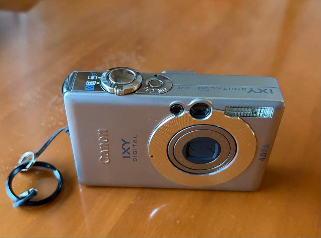 Canon キャノン デジタルカメラ IXY DIGITAL 50 シルバー