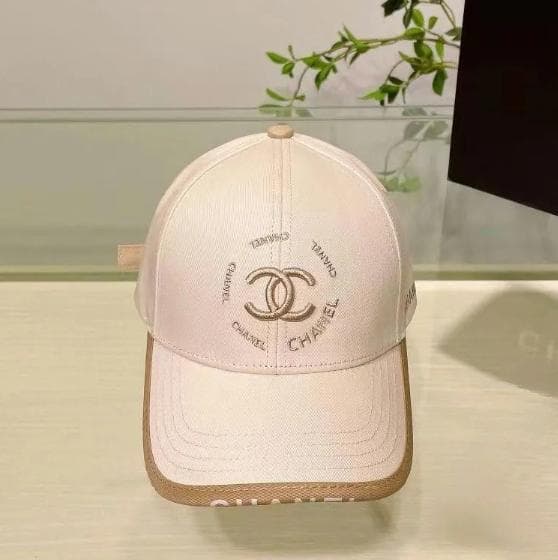 クリスチャンディオール　Dior 帽子　ベースボールキャップ　白　ホワイト