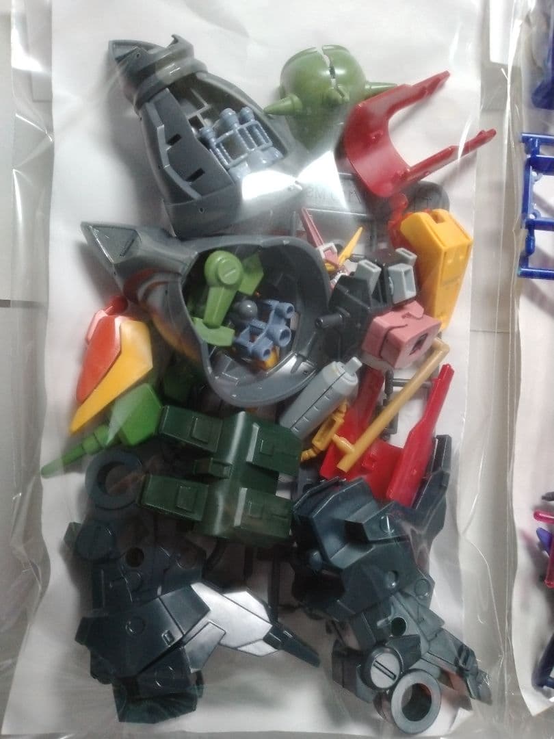 HGザク各種　4種セット　新品未開封品　＋　ジャンクパーツ3袋　送料込み