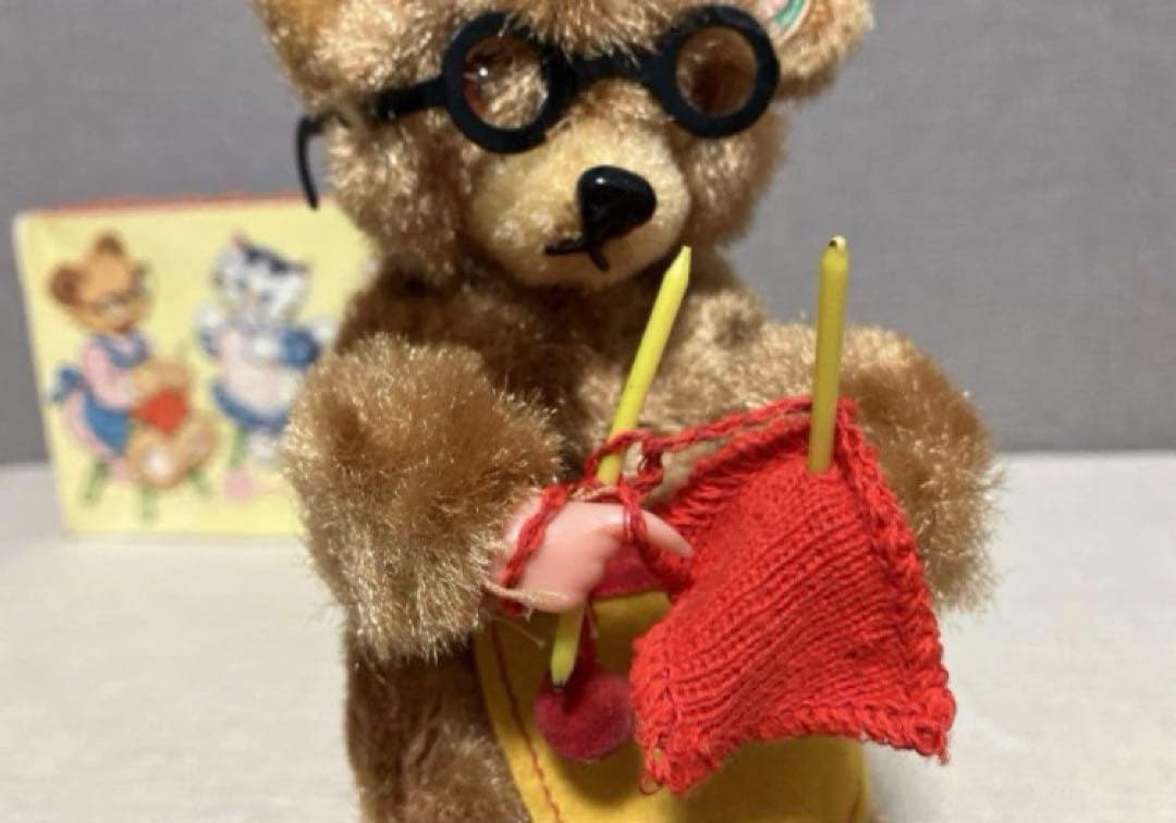 アンティーク ヴィンテージ ドイツ　ゼンマイおもちゃ 編み物をするクマ