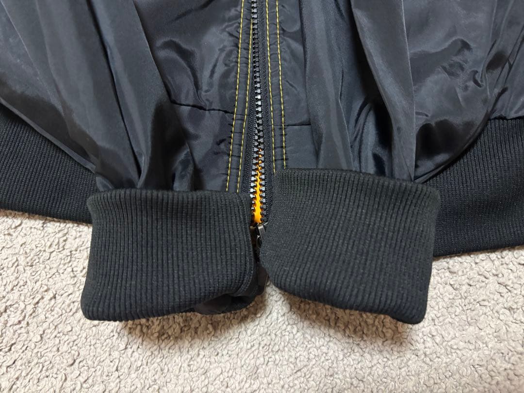 阪神タイガース　デサント　グランドコート　スタジャン