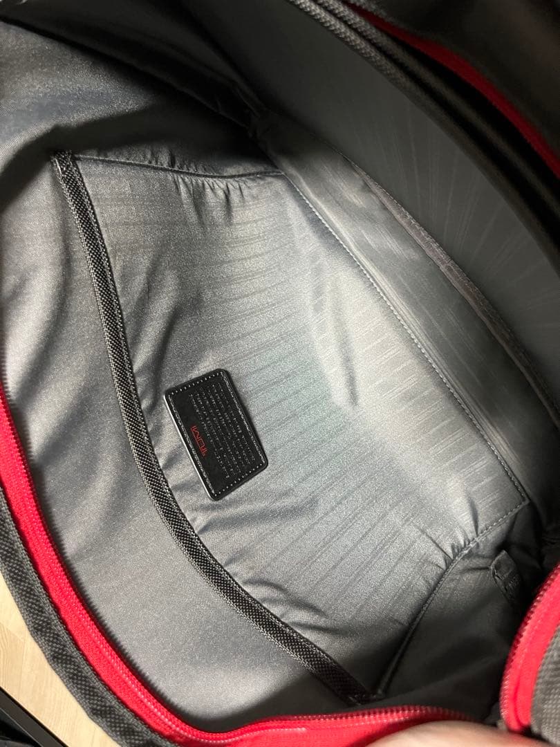 TUMI ブラック ビジネスバッグ　美品